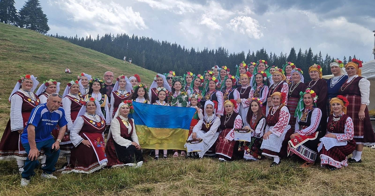 Топ снимка!Само една снимка, тази снимка, от Рожен - събор
