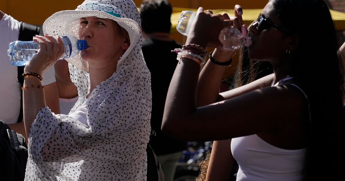 Изгарящата жега, която изпече части от Северна Америка и Европа