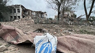 Четирима загинали, 11 ранени след руска бомбардировка на Орехово (СНИМКИ)