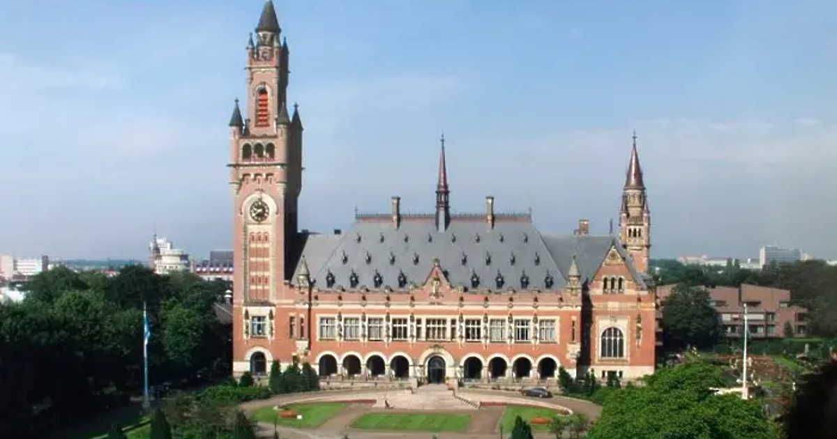 В отговор на заповедта за арест на руския президент Владимир