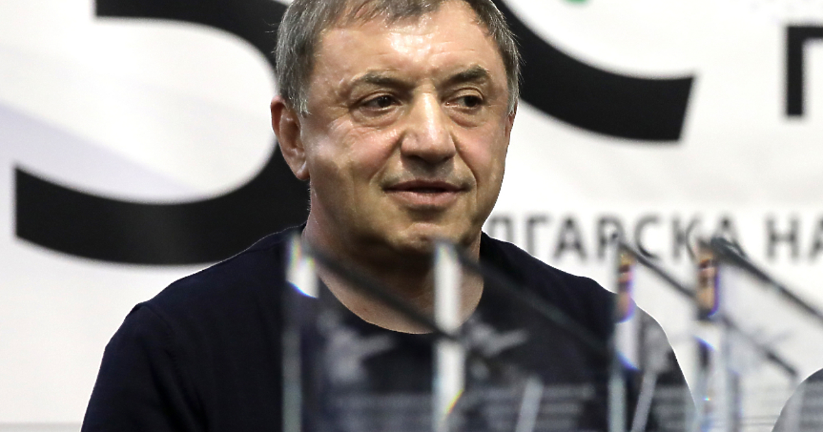 С прискърбие ви съобщаваме, че днес загубихме нашия колега, баща