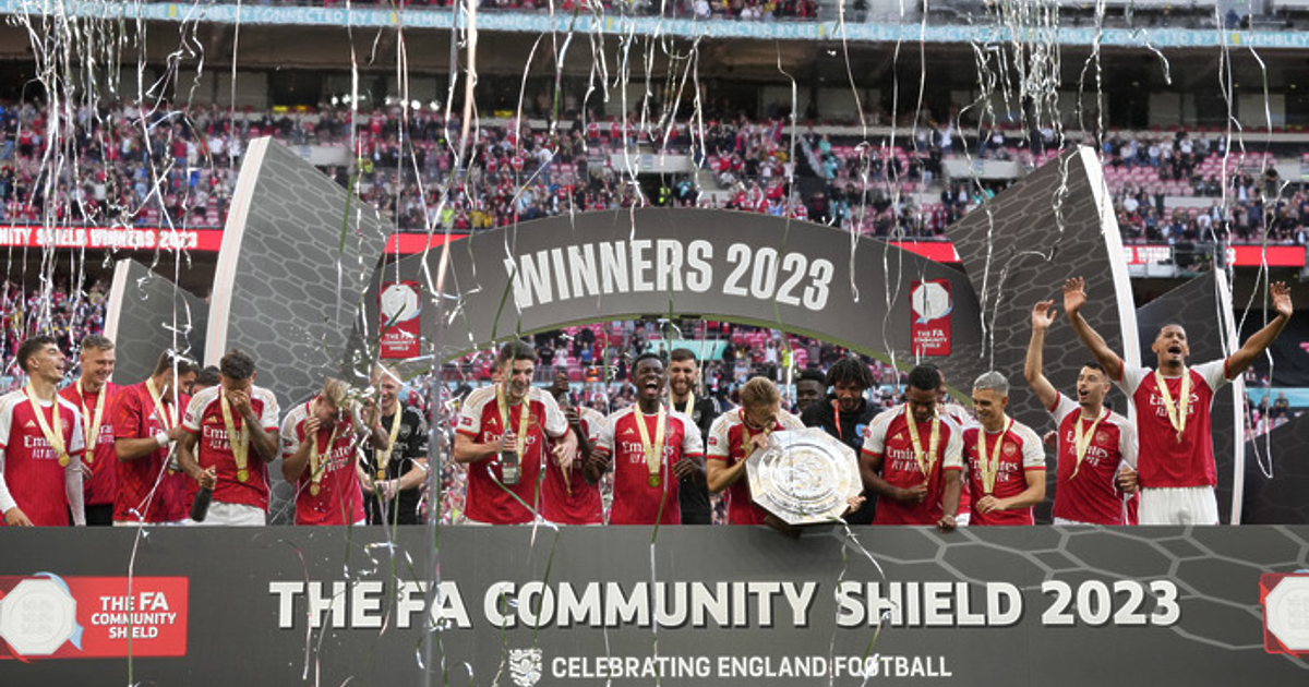 Най-после Манчестър Сити“ бе победен.Отборът, спечелил требъл - Премиършип, Купата