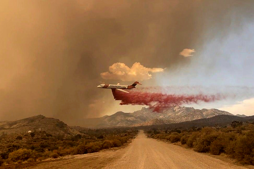 Излязъл от контрол горски пожар премина от Калифорния в Невада