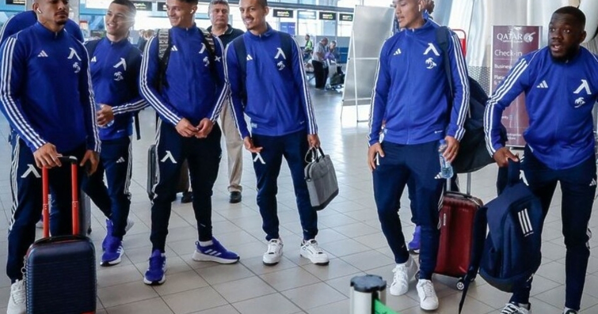 Лек технически проблем попречи на Левски да отлети по план