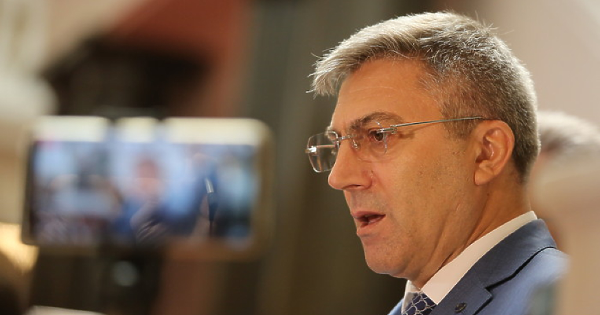 Елате, заповядайте една зима, една година, изкарайте при нас. Защо