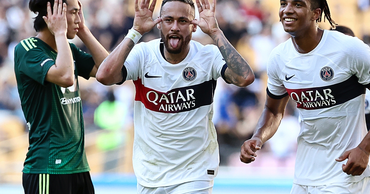 Неймар от Пари Сен Жермен е трансферна цел за саудитския