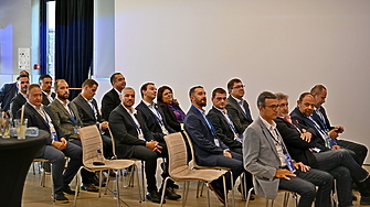 8 8 8 е разпределението на кандидатите за районни кметове на Демократична