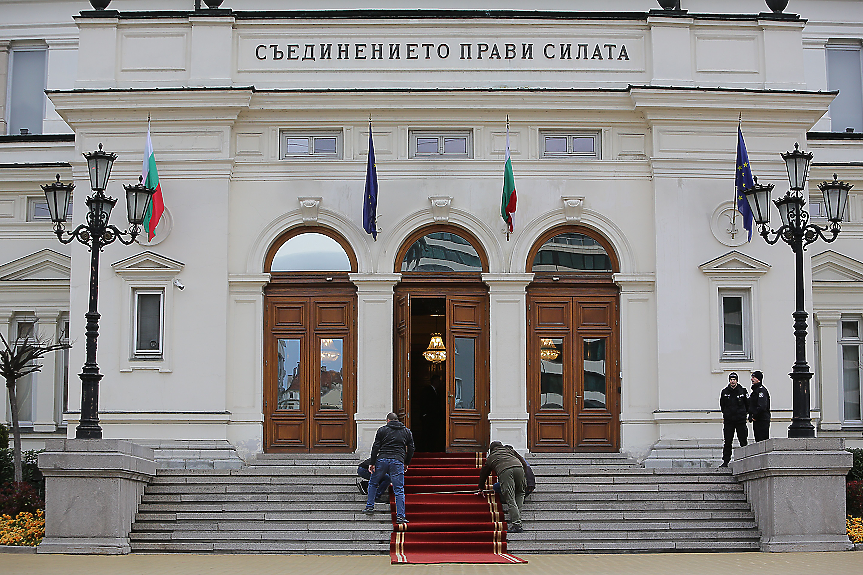 Изборът на България - или мафиоти с прякори, или руски шпиони