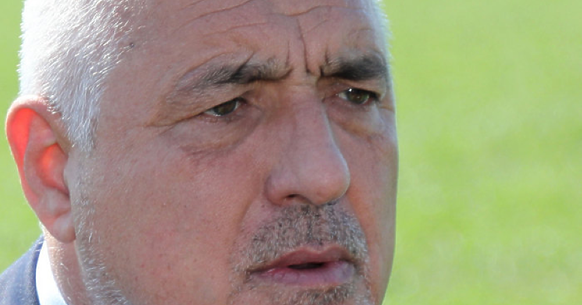 Решил човекът, върнал се, какво повече да коментирам. Хиляди пасажери