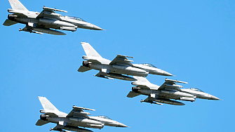 САЩ одобриха изпращането на изтребители F 16 в Украйна от Дания