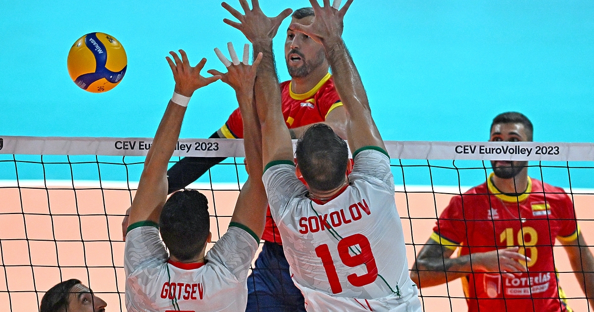 България загуби първия си мач в група В на Европейското