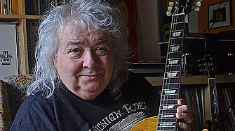 Оригиналният китарист на Whitesnake Бърни Марсдън е починал на 72