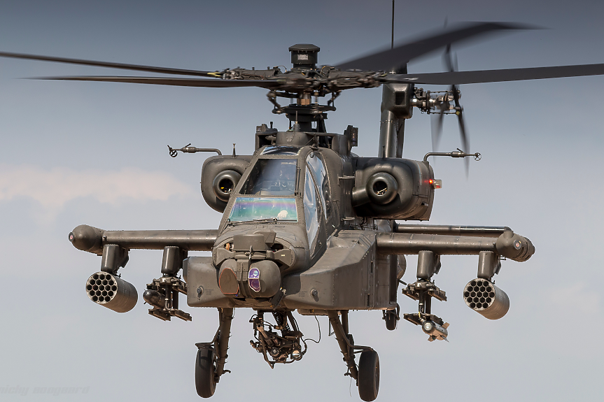 Държавният департамент одобри възможна продажба на хеликоптери „Апачи