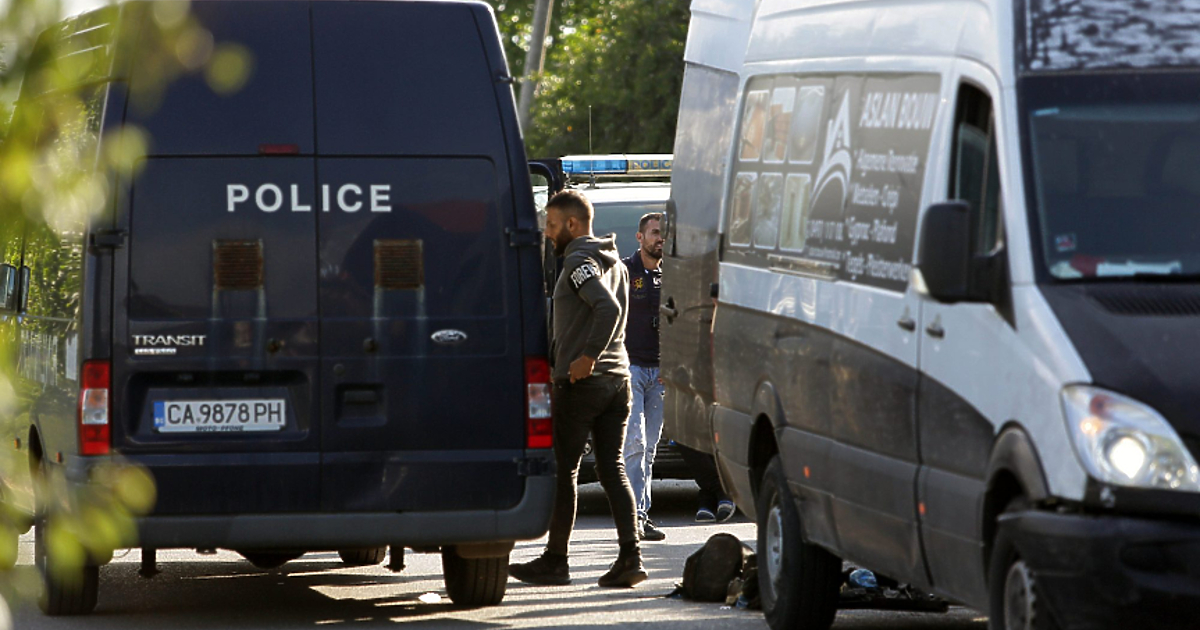 Осем мигранти са в кома, след като са били изоставени