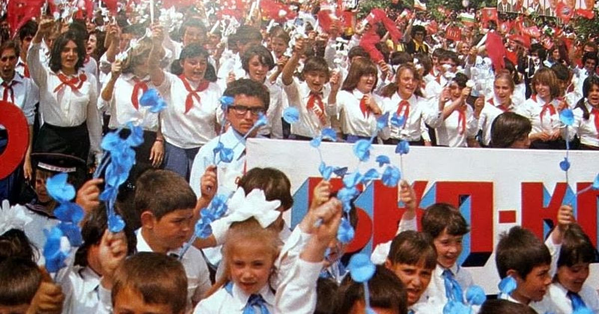 В поредната ни публикация от рубриката 100 въпроса за тоталитарната