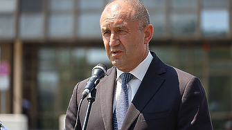 Президентът Румен Радев бе освиркан в Пловдив по време на
