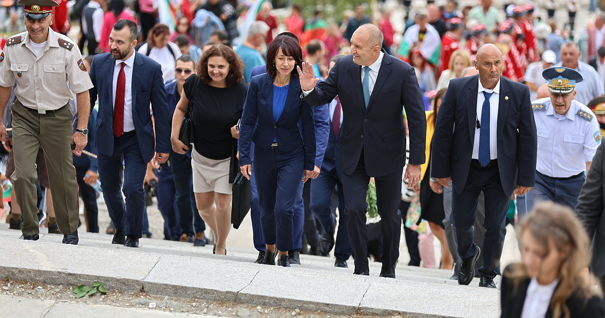 Президентът Румен Радев, който вече не може да управлява служебно,