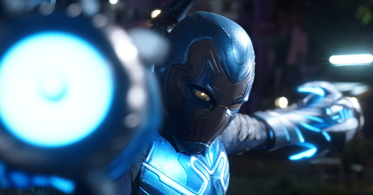 Филмът Синия бръмбар оглави бокс-офис класацията на Северна Америка с