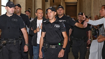 Вчера прокуратурата е предявила на бившия хазартен бос Васил Божков