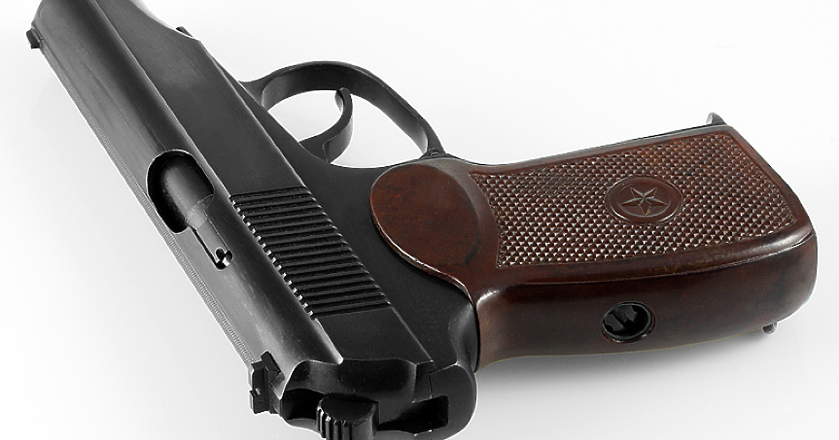 Тримата младежи, които бяха подгонени от полиция и един бе