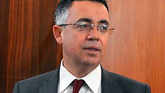 След 20 години като кмет на Кърджали Хасан Азис няма