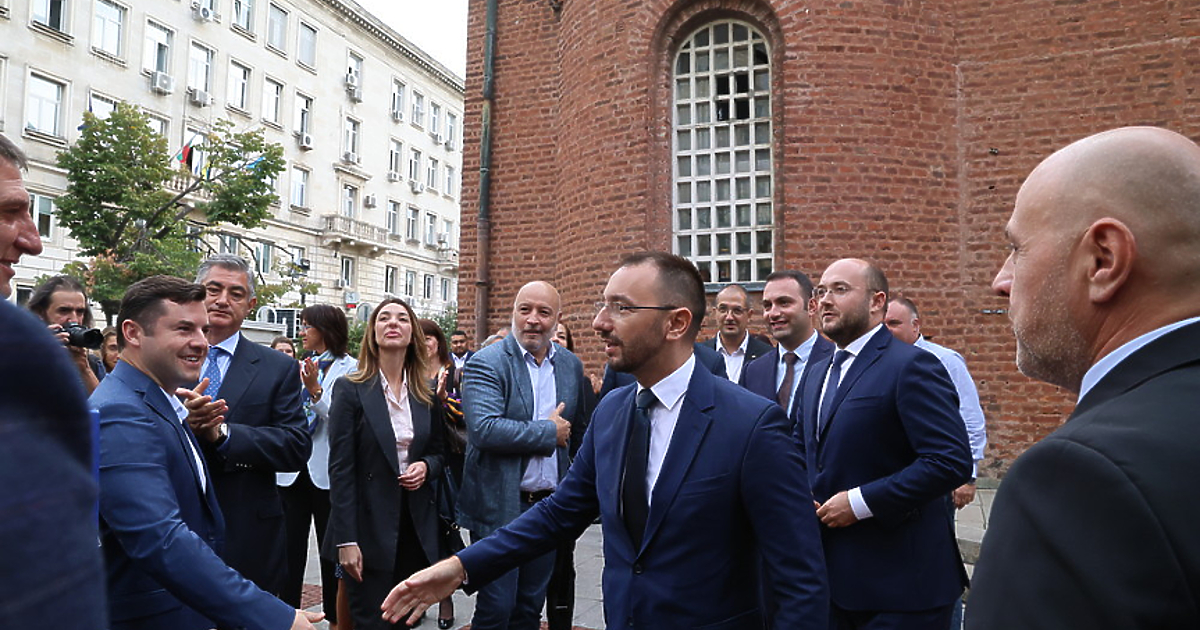 В първия ден от последната седмица на септември, падна голяма