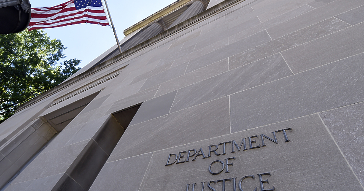 Руски гражданин, който живее в Хонконг, е бил арестуван в