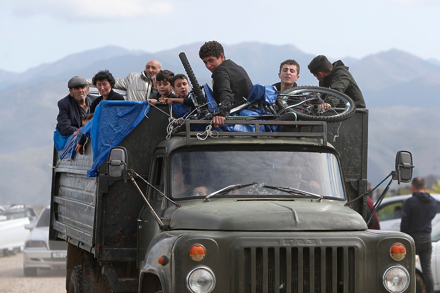 Повече от половината жители на Нагорни Карабах са избягали в Армения