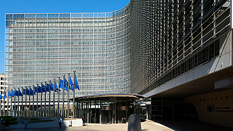 Френско германски доклад призовава за дълбоки реформи в ЕС преди блокът