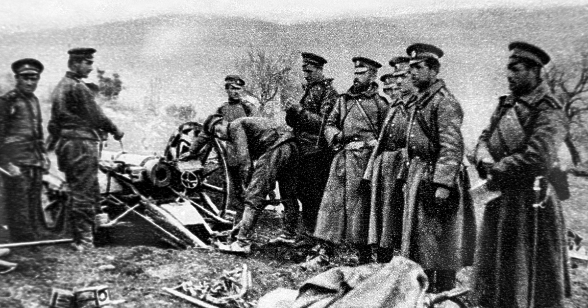 На 1 октомври 1915 г. цар Фердинанд І издава Манифест към