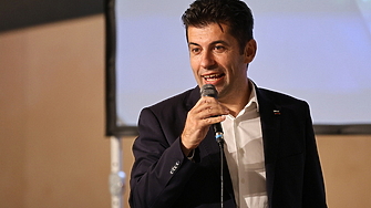 Още в понеделник ПГ Продължаваме Промяната Демократична България ще