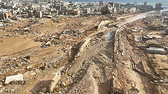 Броят на загиналите при опустошителните наводнения в източния либийски град