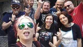 Актове на безрезервна подкрепа на Милена Славова валят във фейсбук