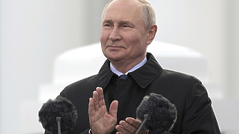 Руският президент Владимир Путин може да намекне следващия месец че
