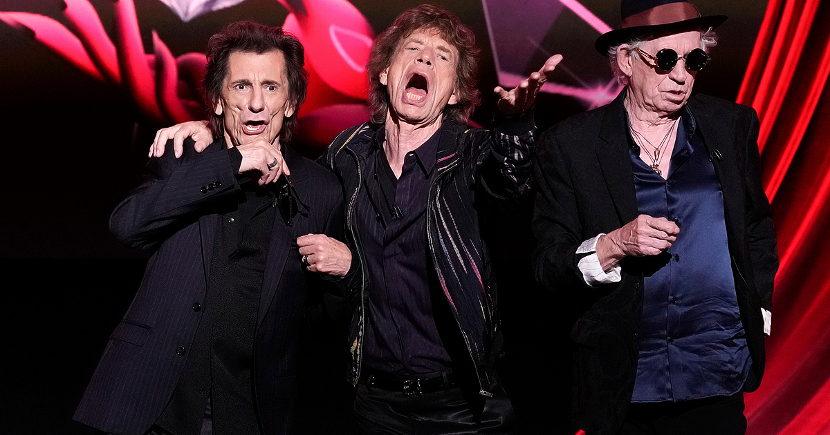 Няма да повярвате, но ходещият джурасик парк Ролинг Стоунс представя нов