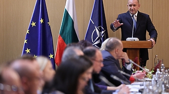 Президентът Румен Радев не пропусна в петък да коментира напрежението