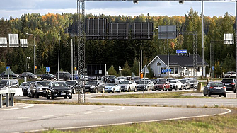 Естония забранява влизането на автомобили с руски регистрационни номера от
