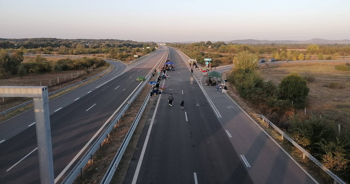 Блокадата на магистрала Тракия от част от протестиращи миньори и