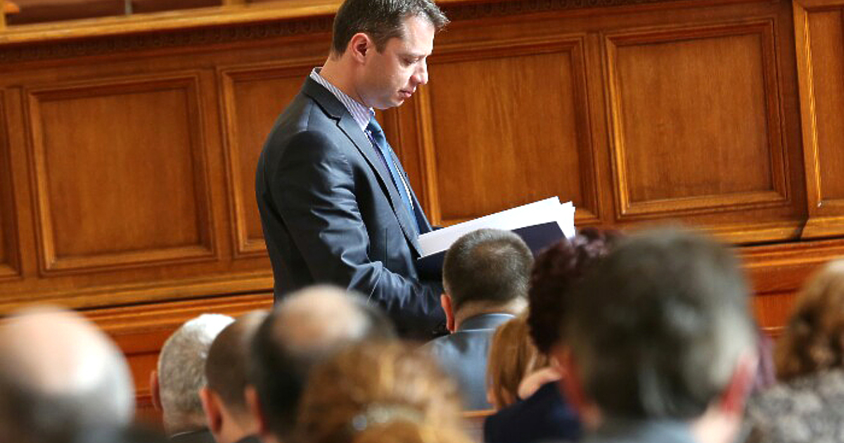 Премиерът Николай Денков е заплашвал Бойко Борисов и Делян Пеевски,