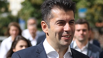 Батальонът се строява е вече стар хит Това заяви съпредседателят на