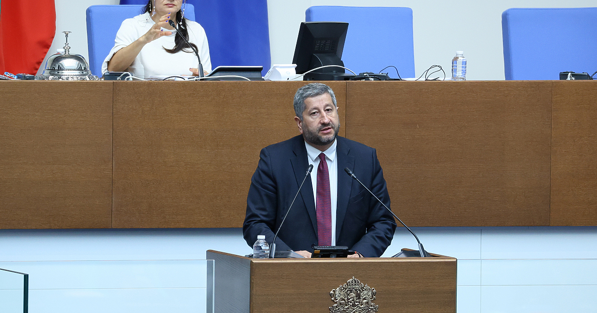 В спор между управляващи и опозиция доколко са конституционни предложенията