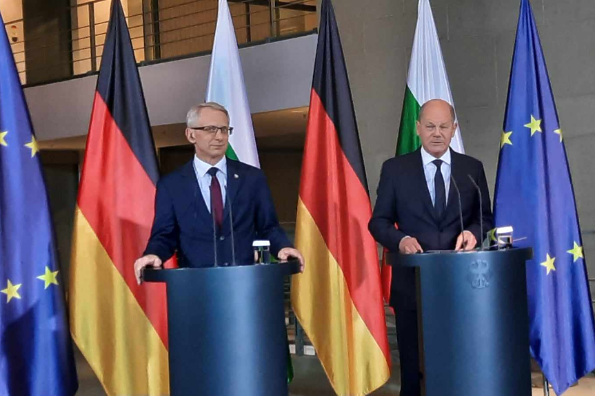 Шолц след среща с Денков: България е изпълнила условията за Шенген, трябва да влезе