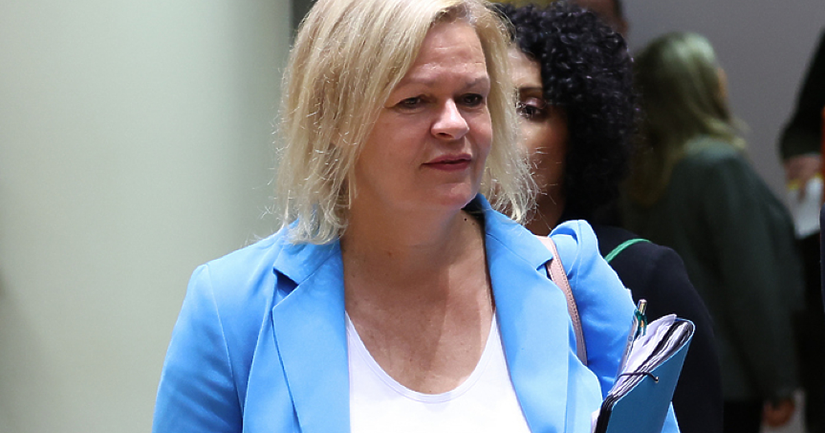 Германският министър на вътрешните работи Нанси Фезер обяви строги мерки