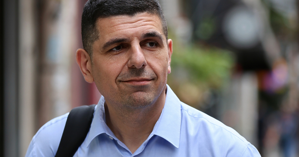 В момента, в който някой реши да опраска конституцията за втори