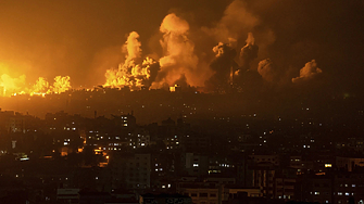 Израел нанесе въздушни удари по повече от 1000 цели в