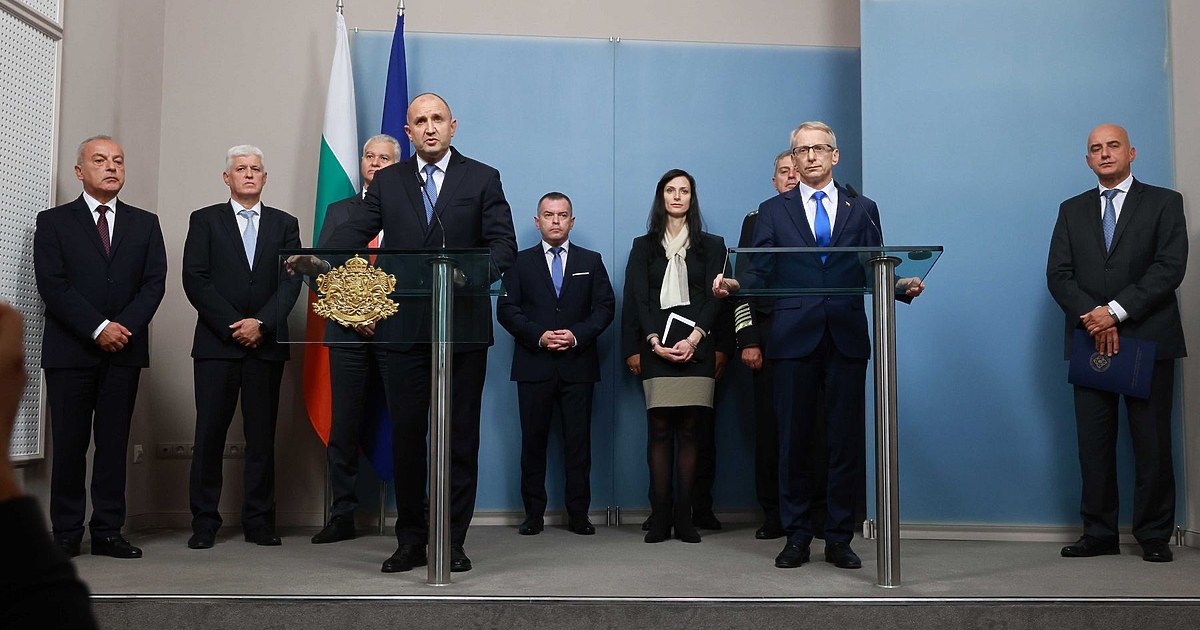 Трябва, когато има важни задачи за решаване, институците да бъдат