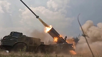 Руските войски продължават опитите да обкръжат източния украински град Авдиевка