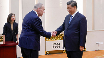 Китайският президент Си Цзинпин се срещна днес с делегацията сенатори