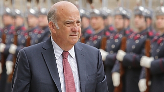 Радваме се че има правителство Така американският посланик у нас Кенет