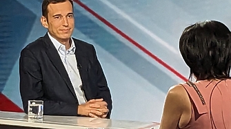 Темата с миналото на моето семейство отдавна е спряла да